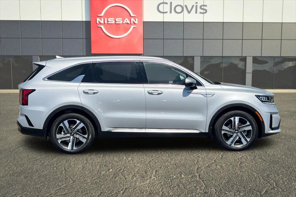 used 2023 Kia Sorento Hybrid car, priced at $32,467