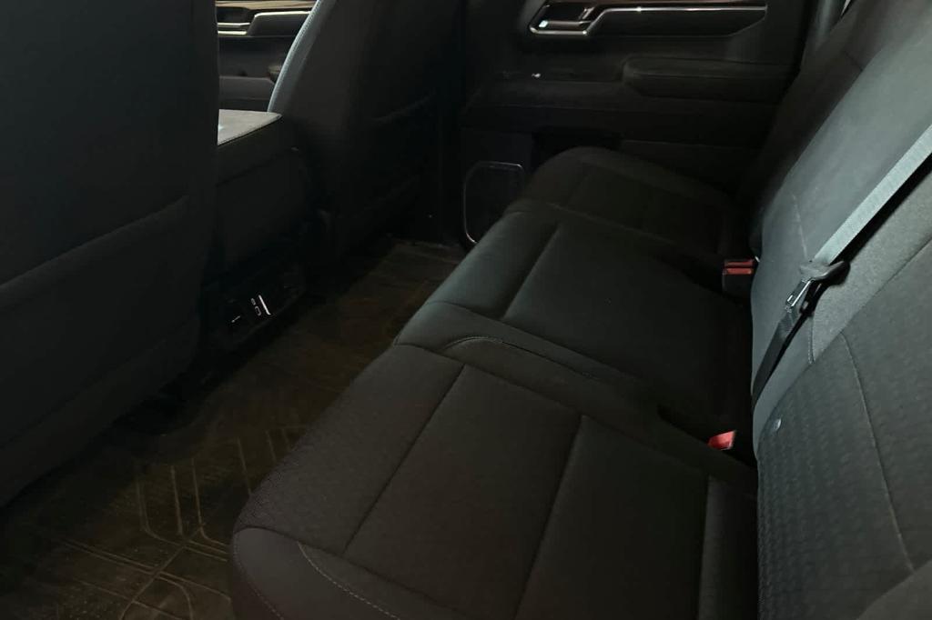 used 2023 Chevrolet Silverado 1500 car, priced at $33,250