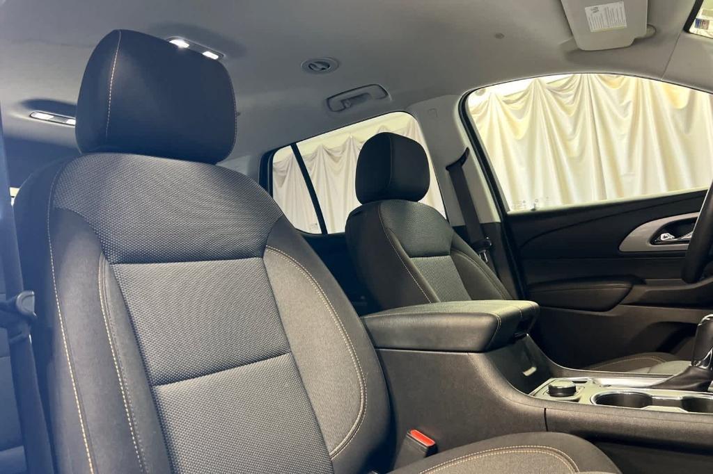 used 2020 Chevrolet Traverse car, priced at $16,249