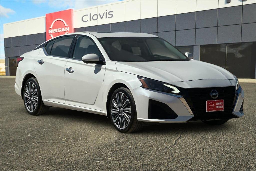 used 2023 Nissan Altima car, priced at $25,463