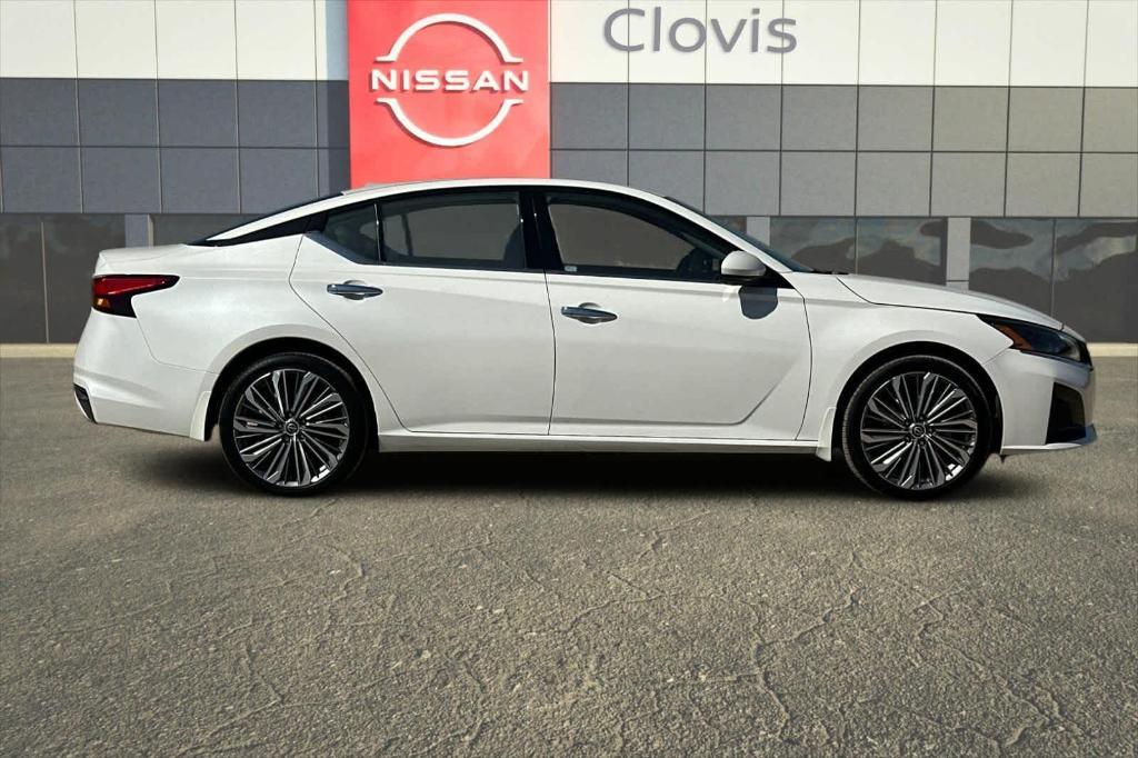 used 2023 Nissan Altima car, priced at $25,463