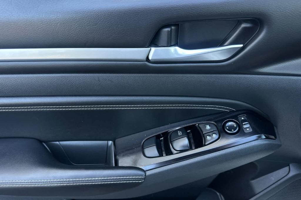 used 2023 Nissan Altima car, priced at $25,463