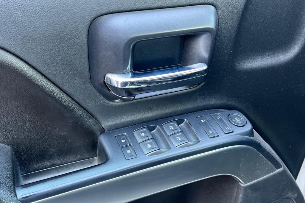 used 2015 Chevrolet Silverado 1500 car, priced at $20,148