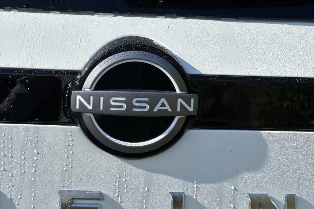 new 2025 Nissan Pathfinder car, priced at $36,661