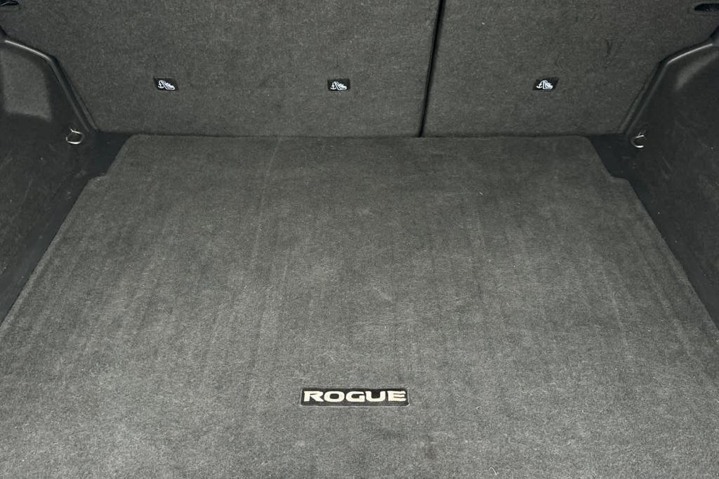 used 2024 Nissan Rogue car, priced at $18,371