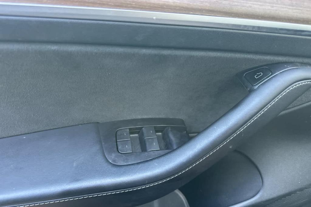 used 2022 Tesla Model 3 car, priced at $25,412
