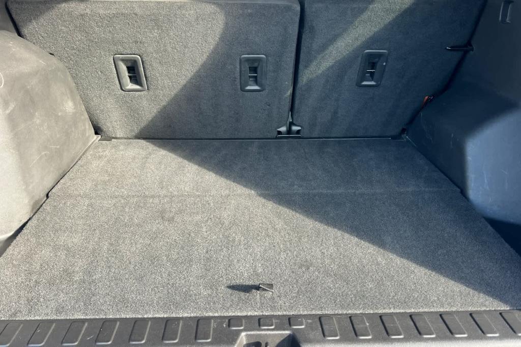 used 2023 Chevrolet Equinox car, priced at $18,392