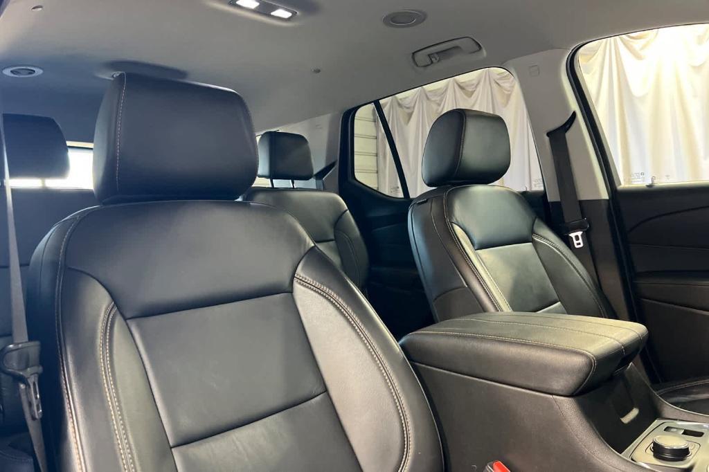 used 2020 Chevrolet Traverse car, priced at $19,397