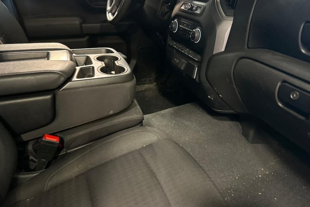 used 2022 Chevrolet Silverado 1500 car, priced at $32,661