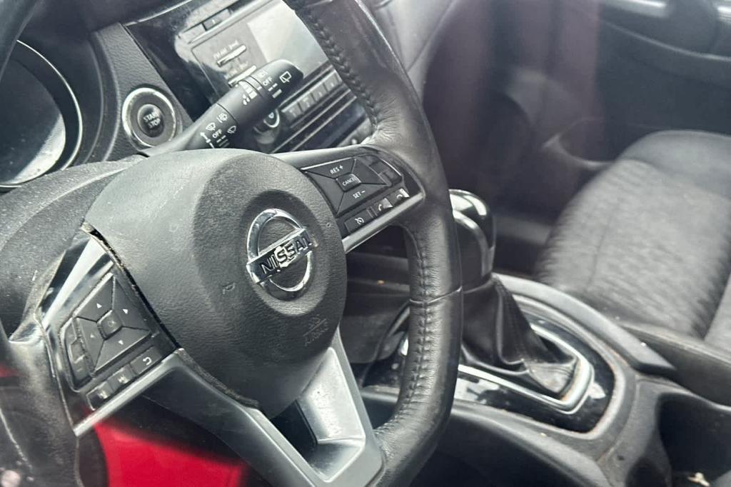 used 2017 Nissan Rogue car, priced at $7,722