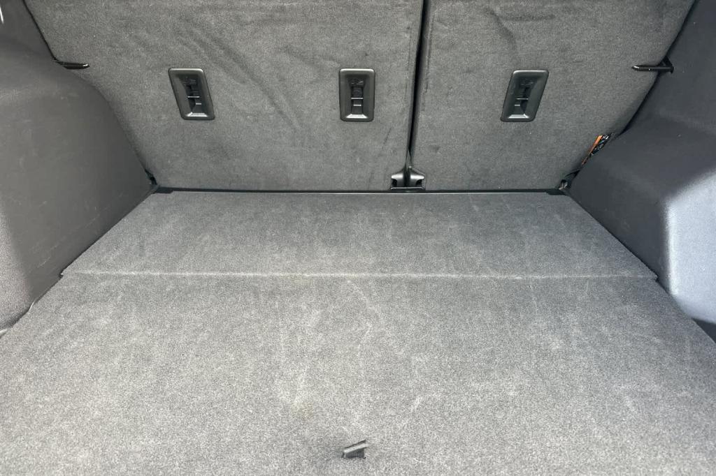 used 2023 Chevrolet Equinox car, priced at $20,231