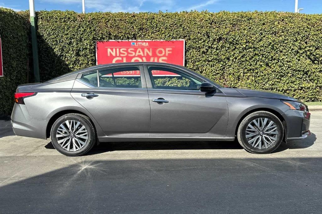 used 2024 Nissan Altima car, priced at $20,915