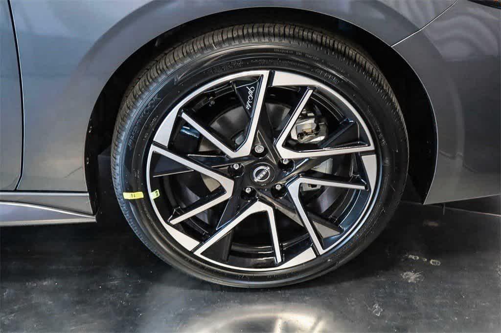 new 2025 Nissan Sentra car, priced at $26,675