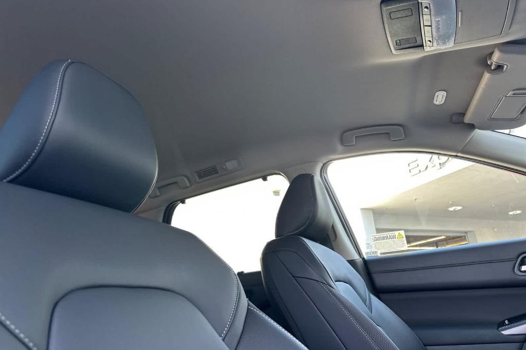 new 2025 Nissan Pathfinder car, priced at $45,040