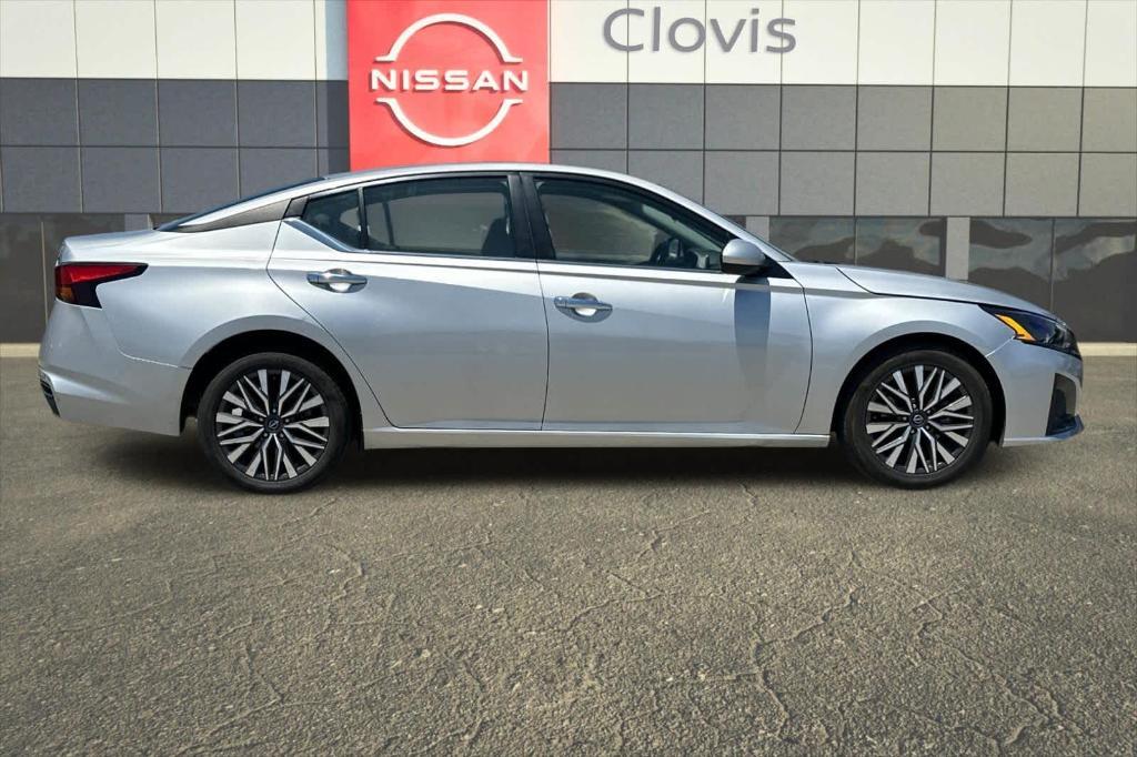 used 2023 Nissan Altima car, priced at $18,428