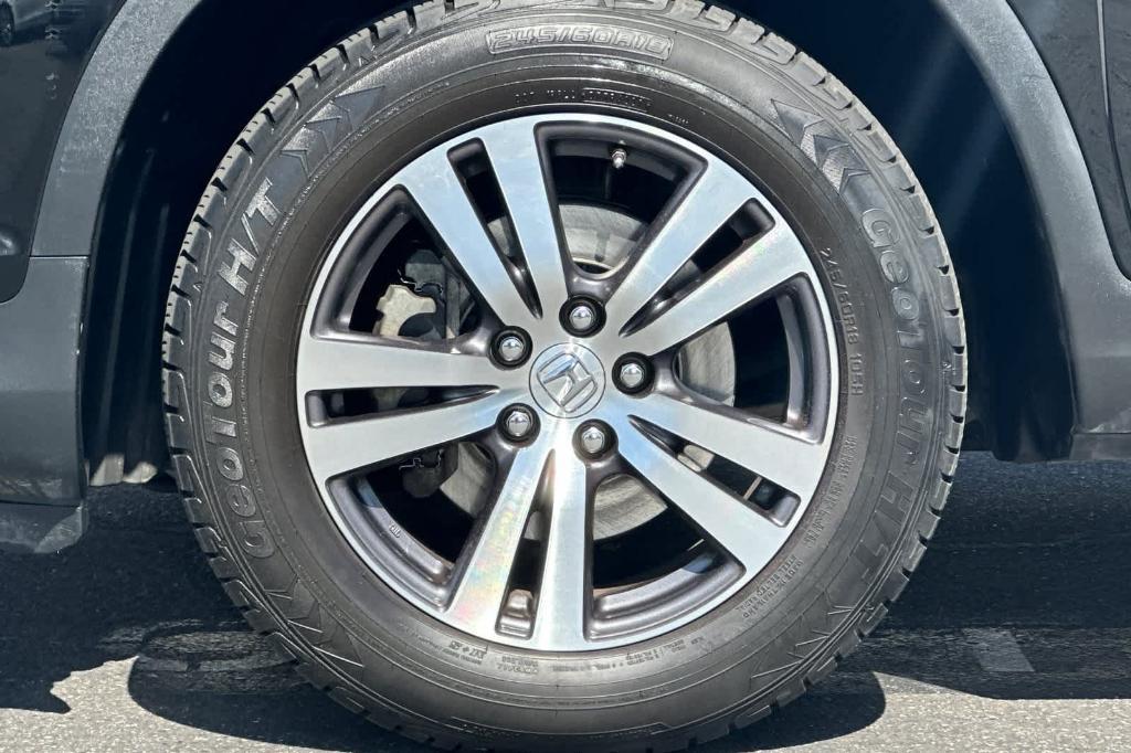 used 2017 Honda Pilot car, priced at $23,401