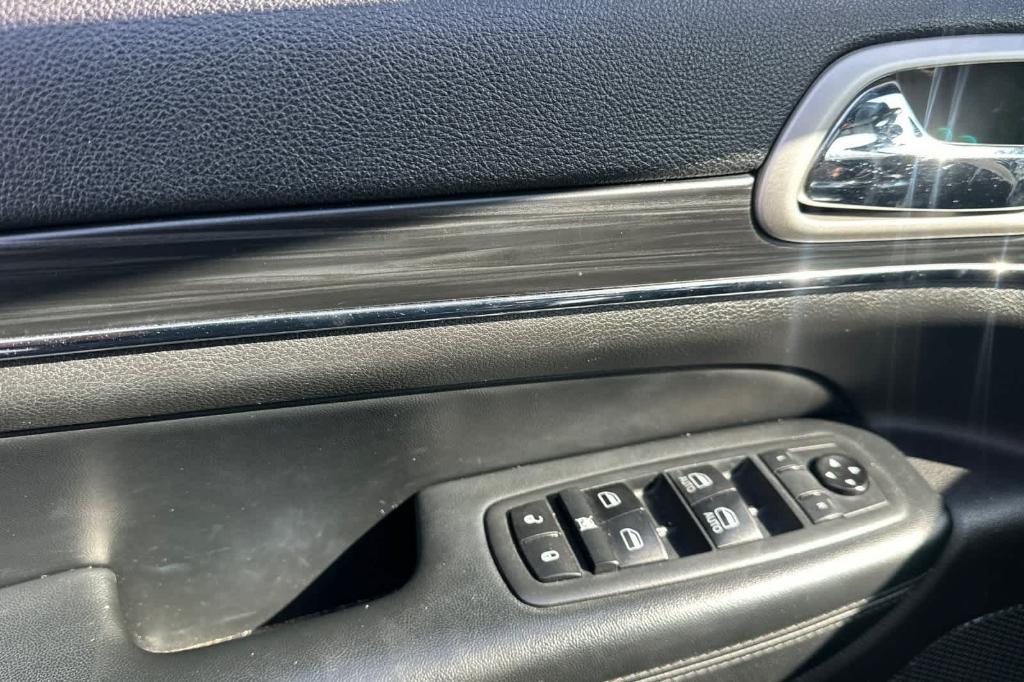 used 2020 Jeep Grand Cherokee car, priced at $17,520