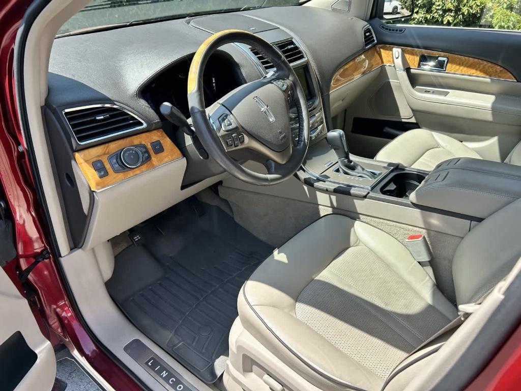 used 2013 Lincoln MKX car, priced at $14,484