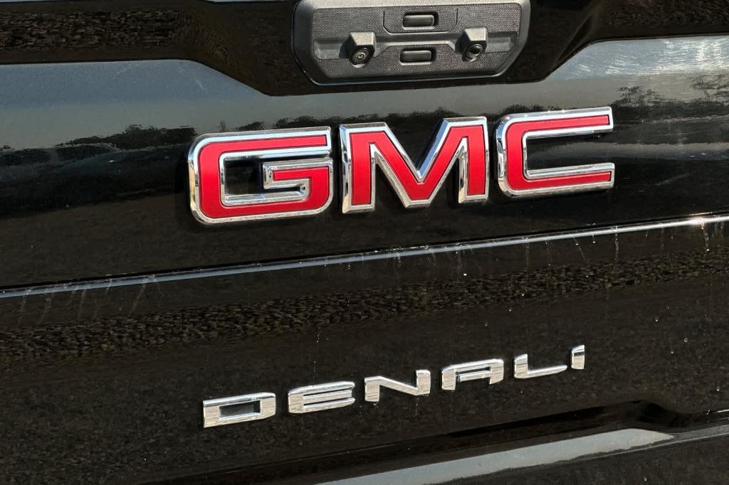 used 2023 GMC Sierra 2500 car, priced at $57,613
