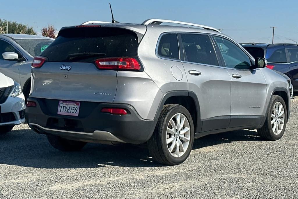 used 2017 Jeep Cherokee car, priced at $10,530