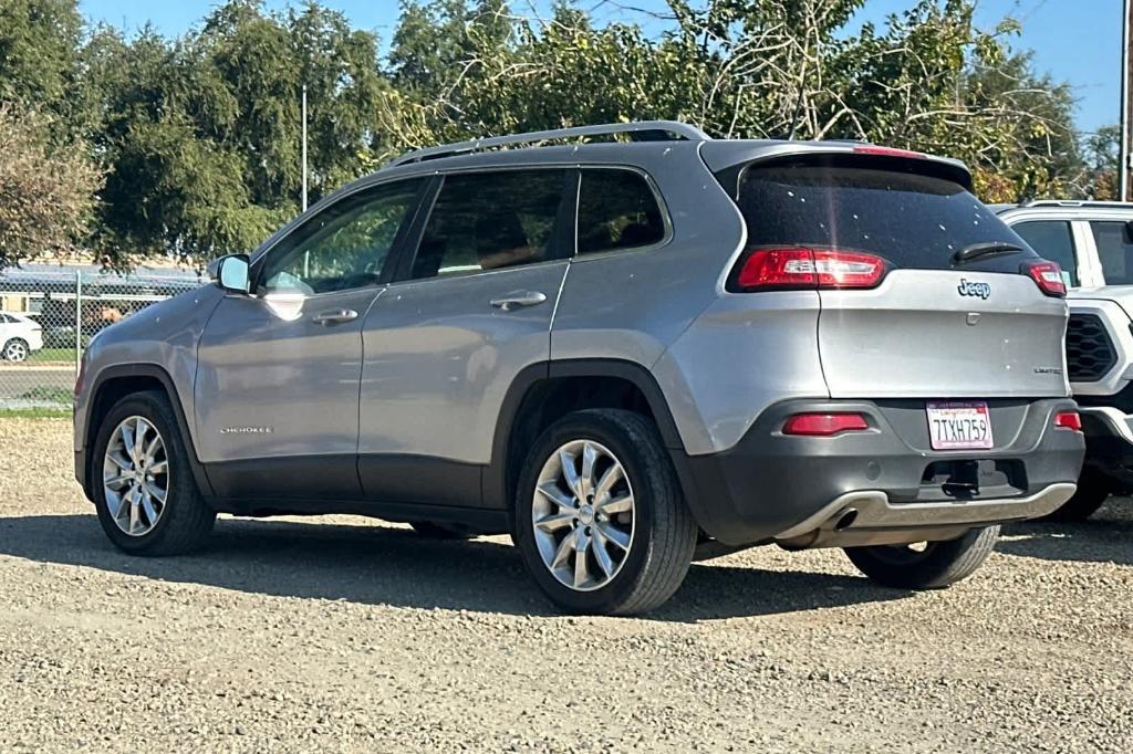 used 2017 Jeep Cherokee car, priced at $10,530
