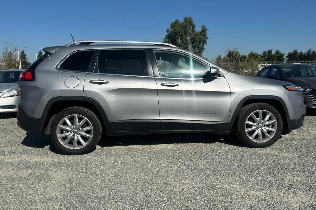 used 2017 Jeep Cherokee car, priced at $10,530