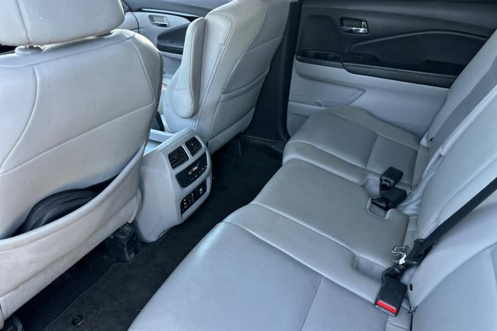 used 2016 Honda Pilot car, priced at $19,558