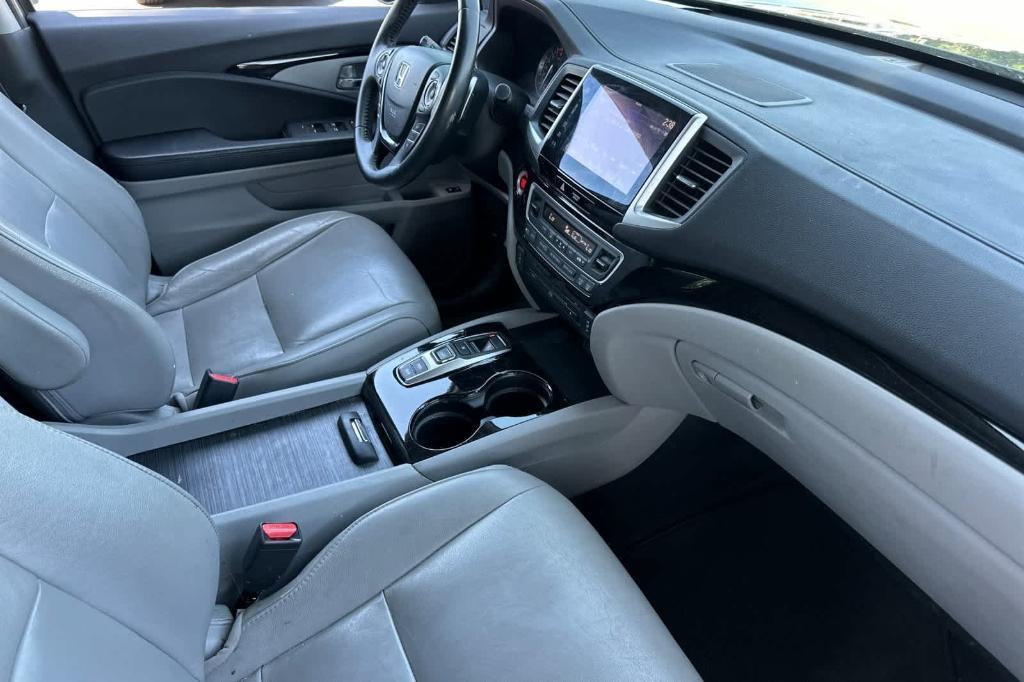 used 2016 Honda Pilot car, priced at $19,558