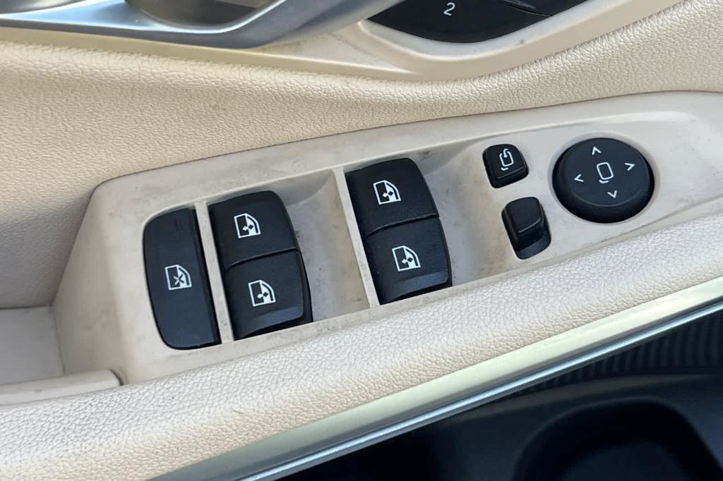 used 2021 BMW 330 car, priced at $21,871