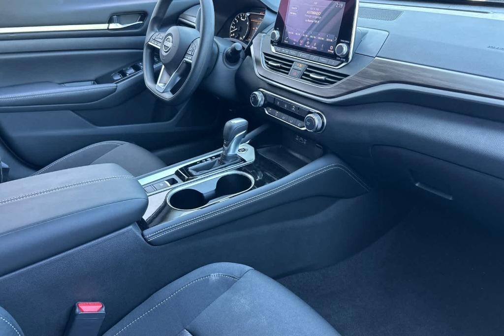 used 2023 Nissan Altima car, priced at $23,878