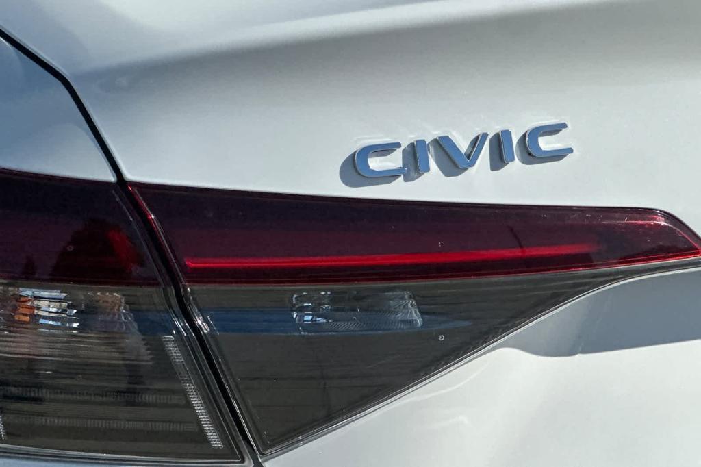 used 2025 Honda Civic Hybrid car, priced at $28,435