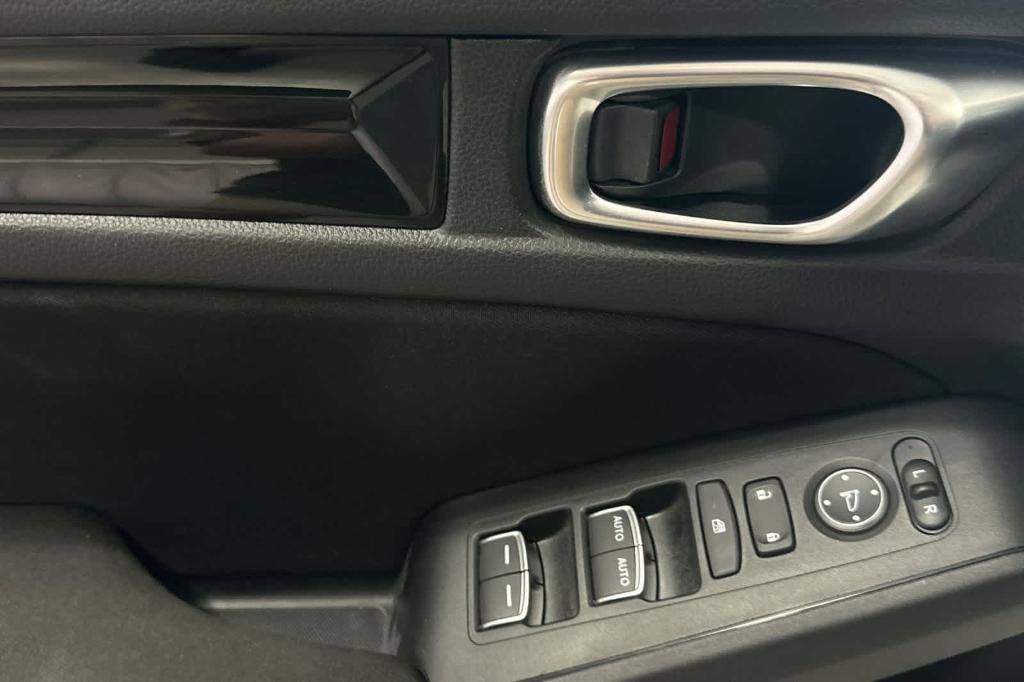 used 2025 Honda Civic Hybrid car, priced at $28,435