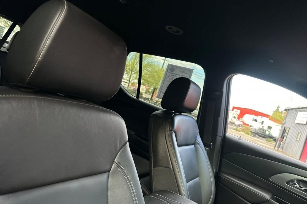 used 2023 Chevrolet Traverse car, priced at $30,671
