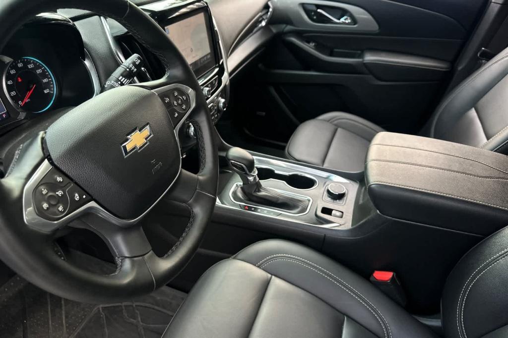 used 2023 Chevrolet Traverse car, priced at $30,671