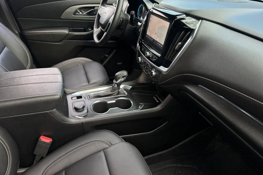 used 2023 Chevrolet Traverse car, priced at $30,671