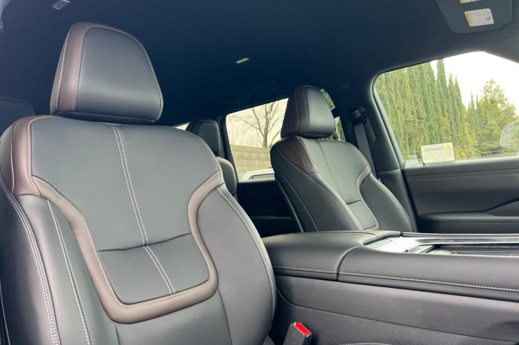 new 2025 Nissan Armada car, priced at $64,046