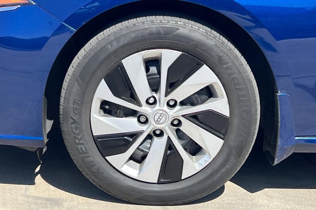 used 2023 Nissan Altima car, priced at $18,968