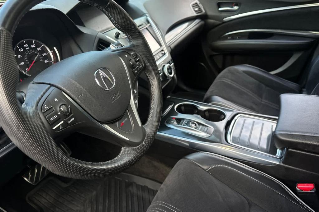 used 2020 Acura MDX car, priced at $34,423