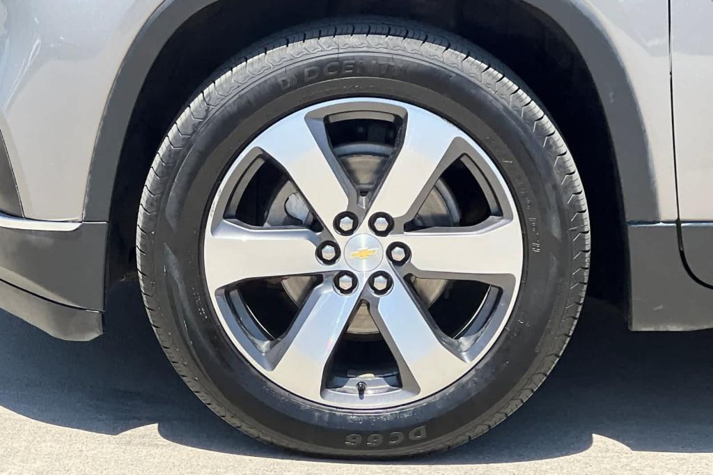 used 2018 Chevrolet Traverse car, priced at $17,899