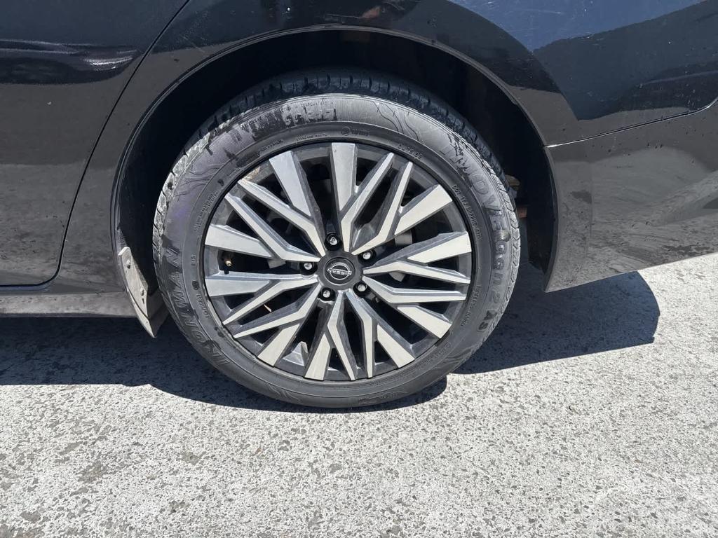 used 2023 Nissan Altima car, priced at $19,625