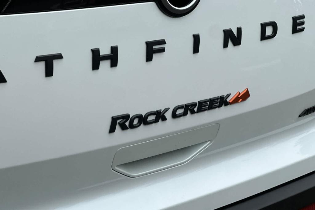 new 2025 Nissan Pathfinder car, priced at $47,620