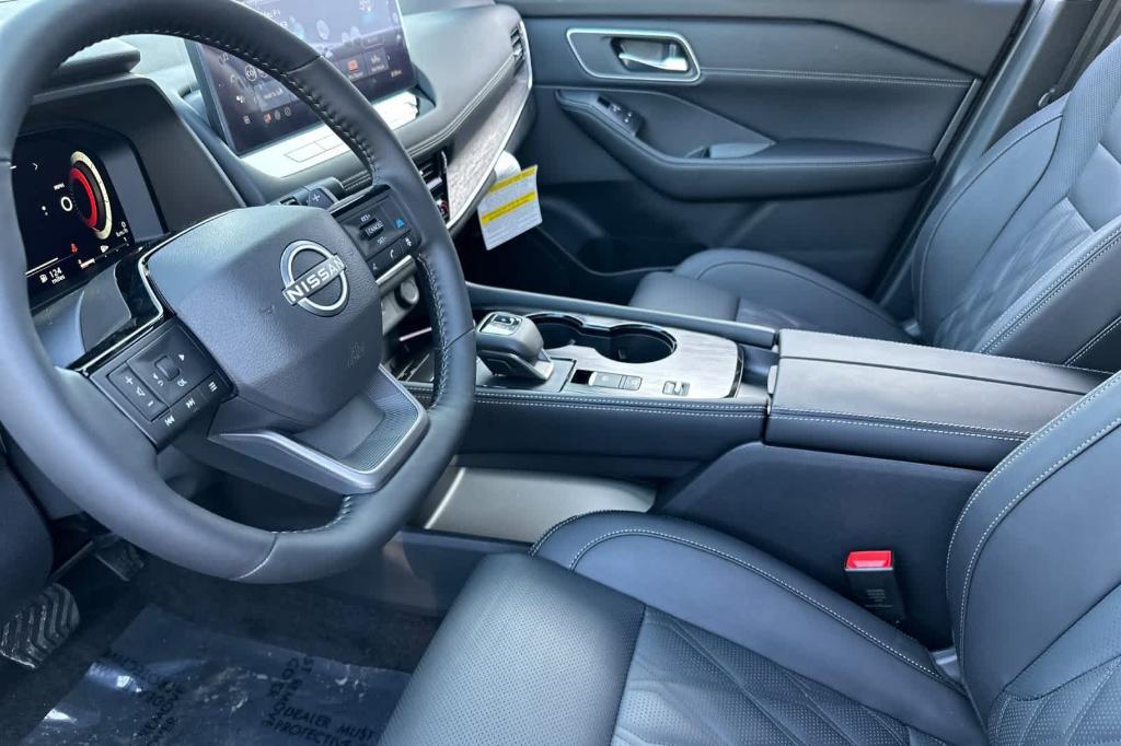 new 2025 Nissan Rogue car, priced at $40,544