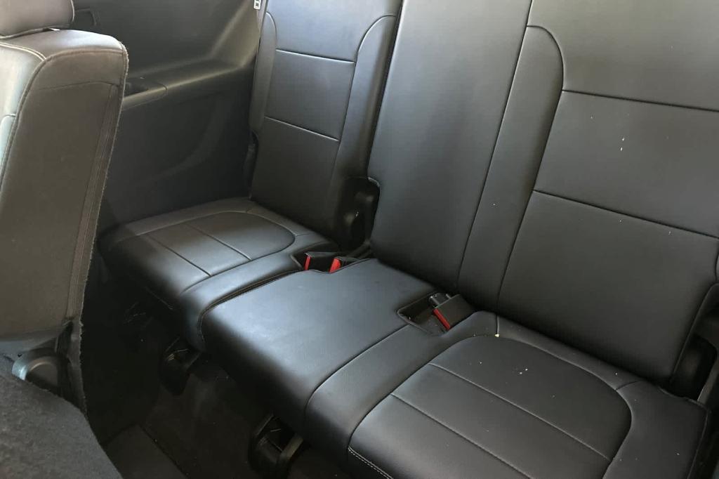 used 2020 Chevrolet Traverse car, priced at $21,021