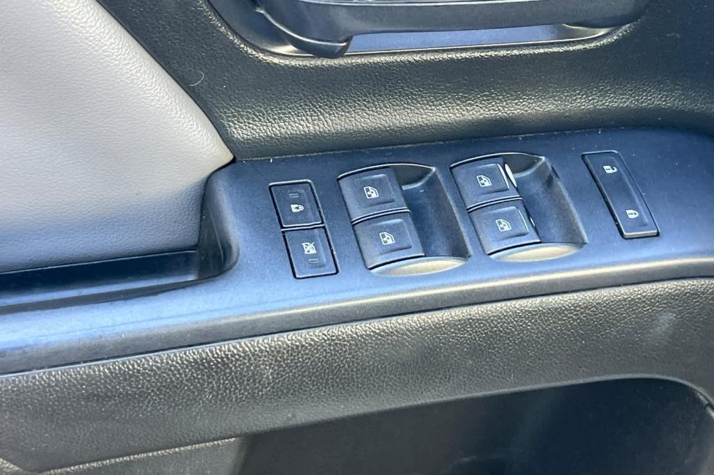 used 2015 Chevrolet Silverado 2500 car, priced at $22,001