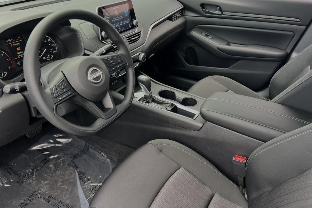 new 2025 Nissan Altima car, priced at $27,080