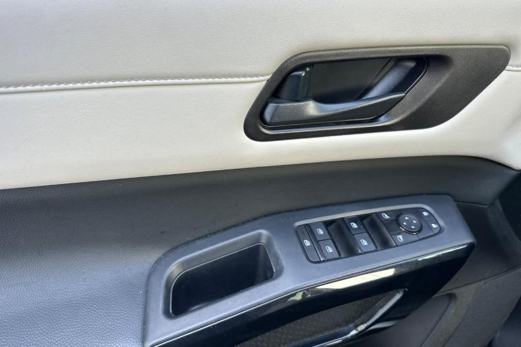 used 2023 Nissan Pathfinder car, priced at $28,968