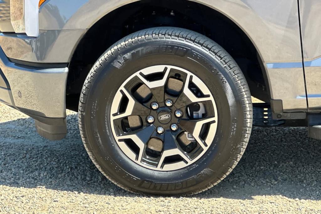 used 2023 Ford F-150 Lightning car, priced at $43,921