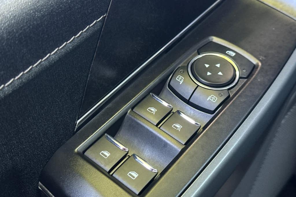 used 2023 Ford F-150 Lightning car, priced at $43,921