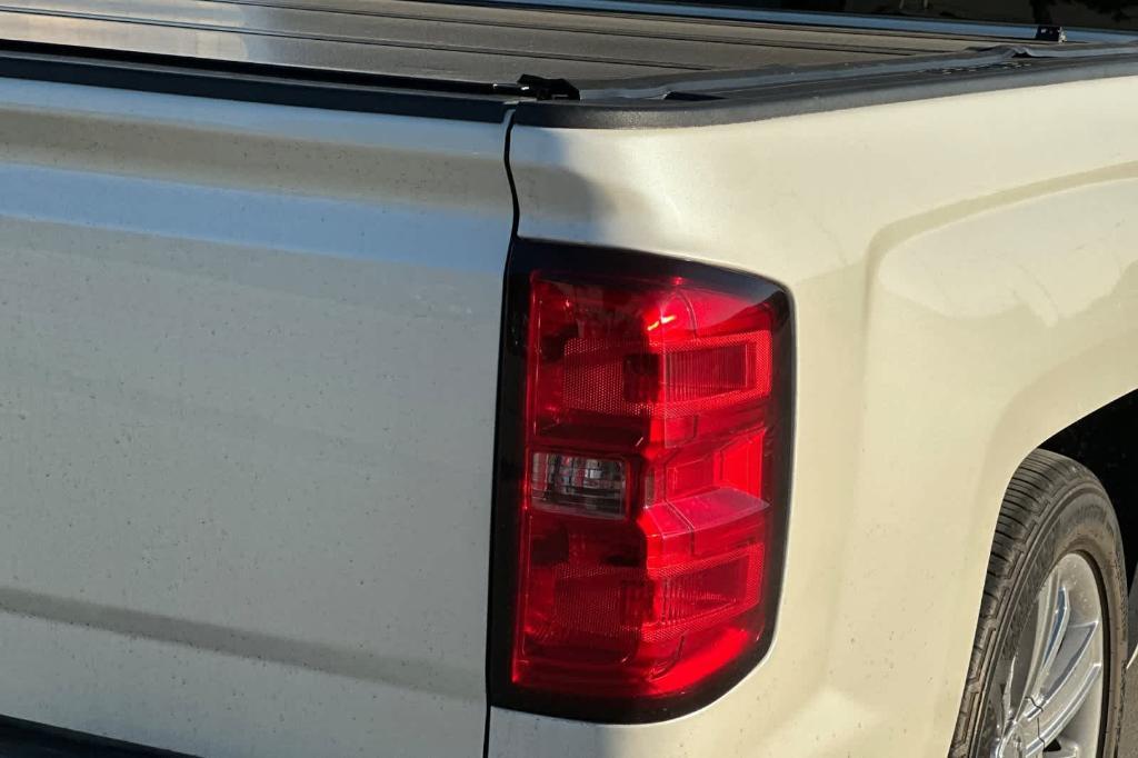 used 2014 Chevrolet Silverado 1500 car, priced at $19,384