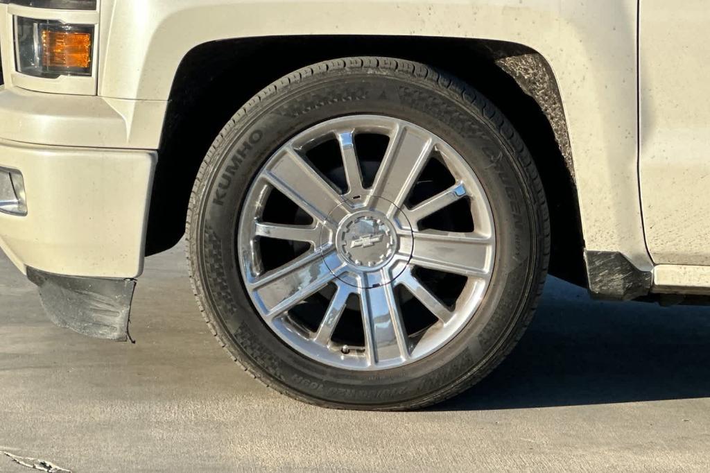 used 2014 Chevrolet Silverado 1500 car, priced at $19,384